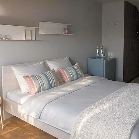 Sea-me Bed and Breakfast Οστένδη
